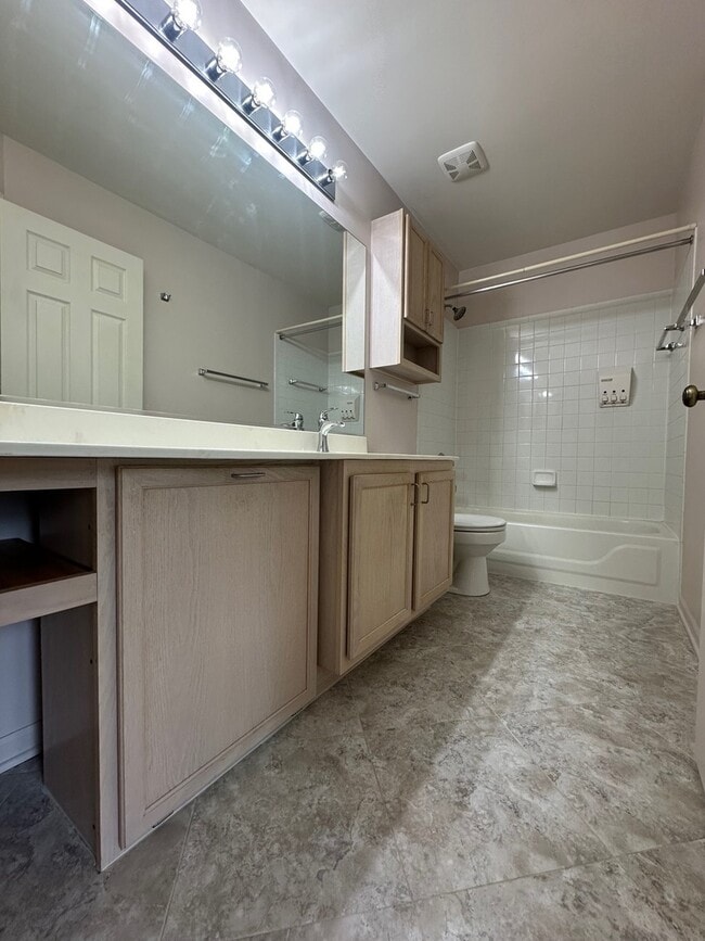 Building Photo - 2577 Warm Springs Ln