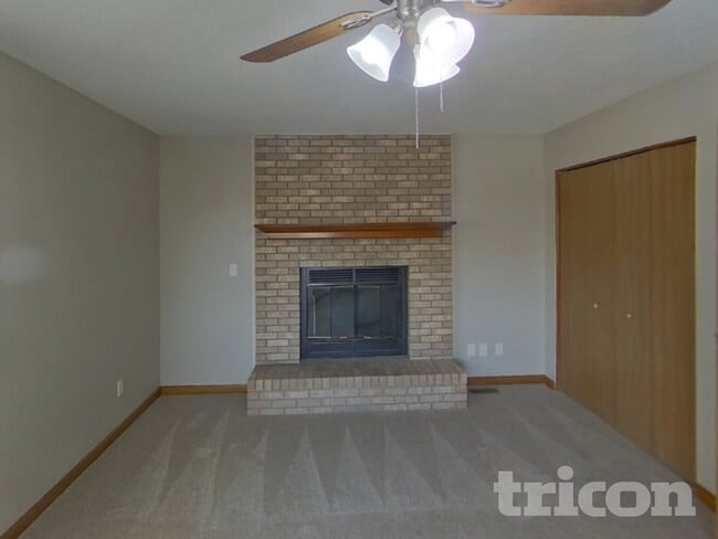 Building Photo - 1040 Catherwood Dr