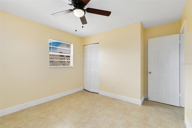 Building Photo - 4469 King Cole Blvd