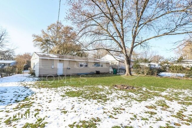 Building Photo - 760 Larkdale Row