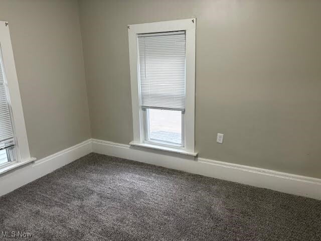 Building Photo - 346 2nd St NE