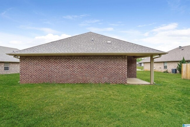 Building Photo - 413 Marsh Cir