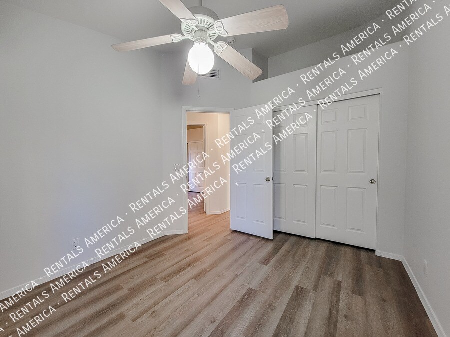 Building Photo - 282 S Jesse St