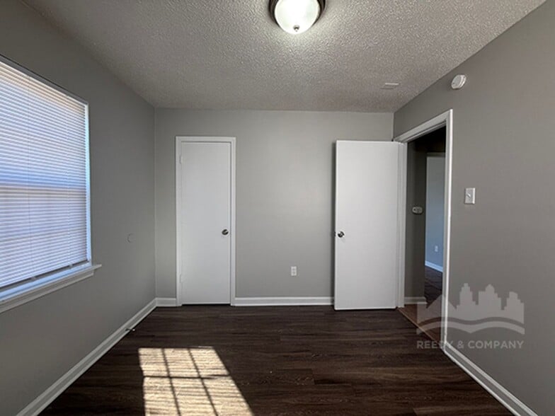 Building Photo - 2313 Nunnelee Ave