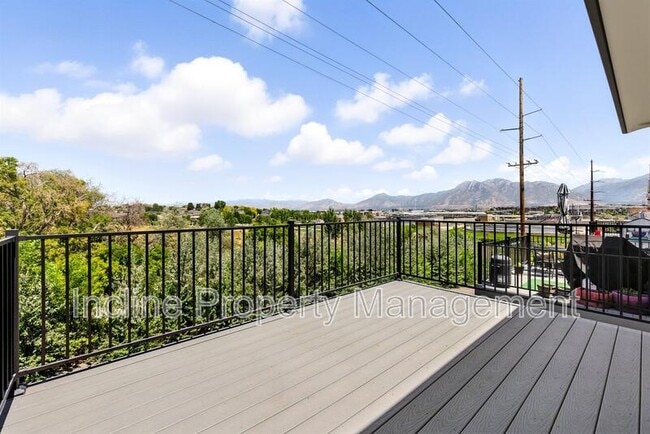 Building Photo - 1248 W Brinkerhoff Dr