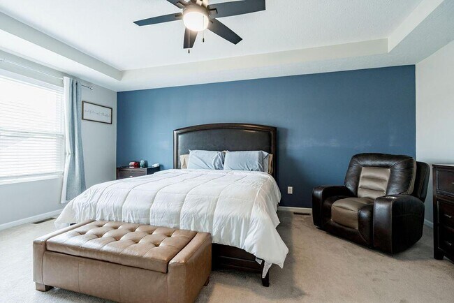 Building Photo - 123 Schellinger St