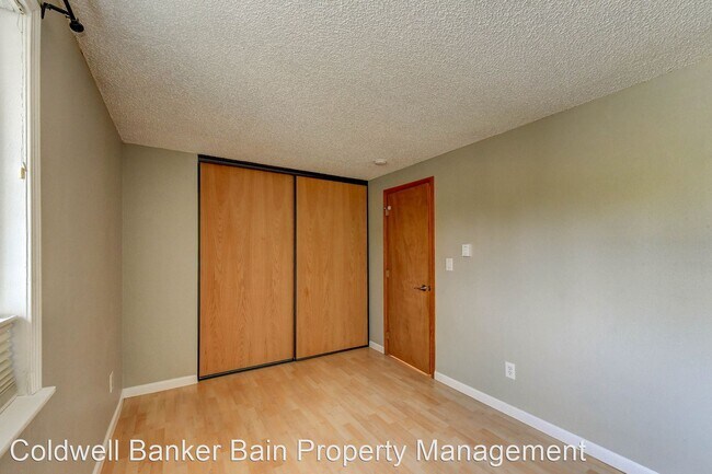 Building Photo - 12838 SE 41st Ln