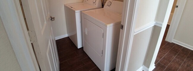 Building Photo - Amazing 1/1 Courtyard View Condo for Rent at Park North Downtown Orlando.