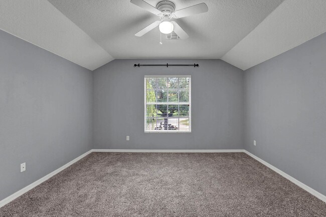 Building Photo - 10029 Silk Grass Dr