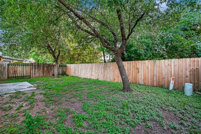 Building Photo - 11739 Edenstone Dr