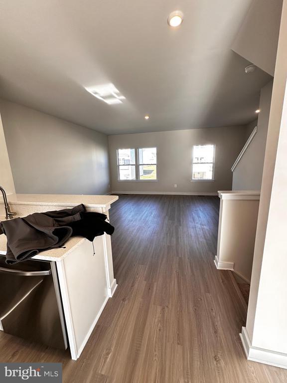 Building Photo - 30 Trotting Rd