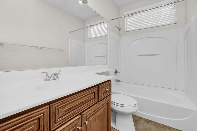 Building Photo - 18631 E Swan Dr