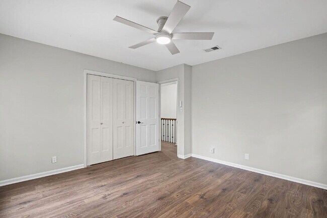 Building Photo - 815 Sudbury Rd NE