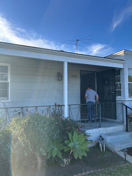 Building Photo - 5003 Fulton Ave