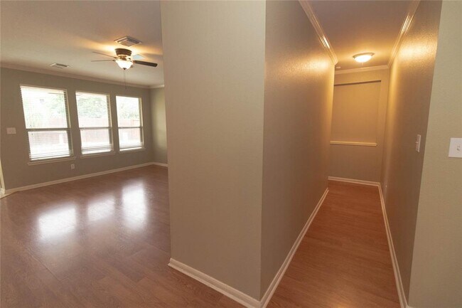 Building Photo - 21534 Pointed Oak Ln