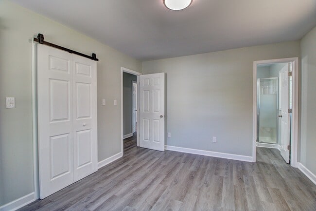 Building Photo - 1408 Delview Rd