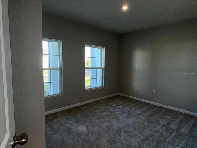 Building Photo - 1109 Lexington Ln