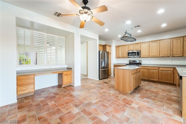 Building Photo - 1802 Cypress Bay Ave