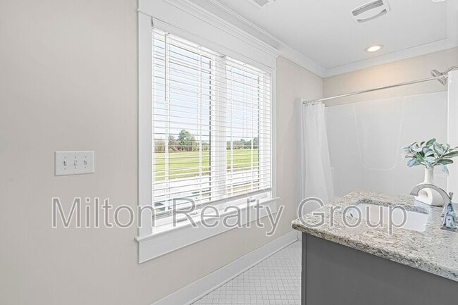 Building Photo - 3185 US-421