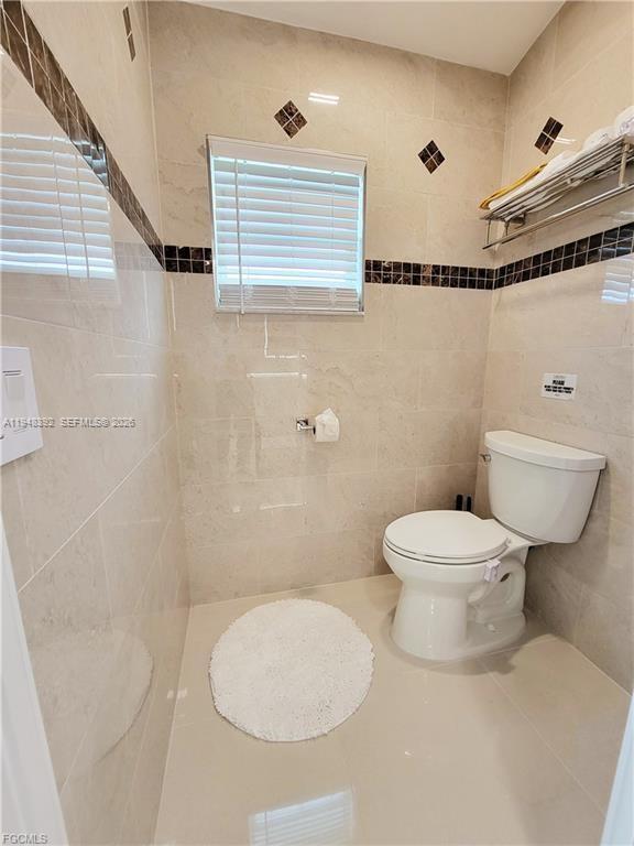 Building Photo - 237 SW 47th St