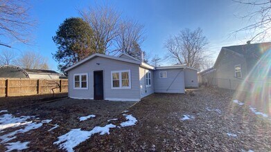 Building Photo - Two Bedroom Single-Family Home in Lake Odessa