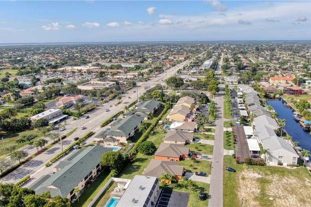 Building Photo - 1429 Cape Coral Pkwy W
