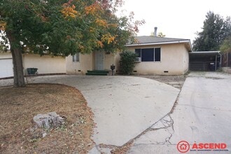 Building Photo - 2112 Kingston Pl