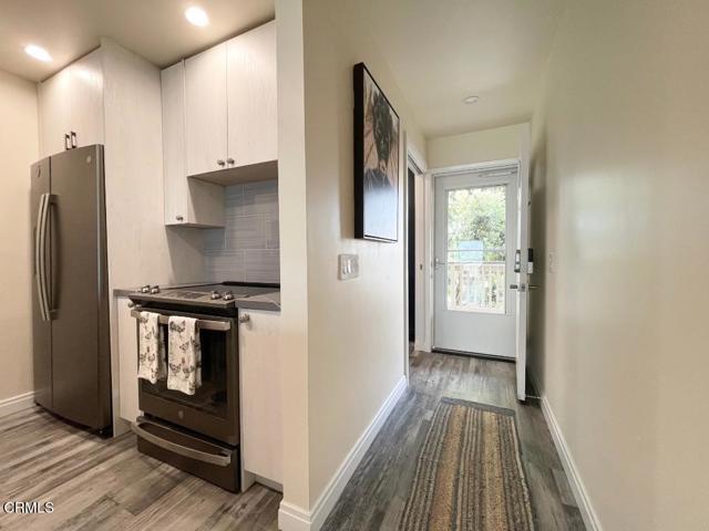 Building Photo - 343 E Surfside Dr