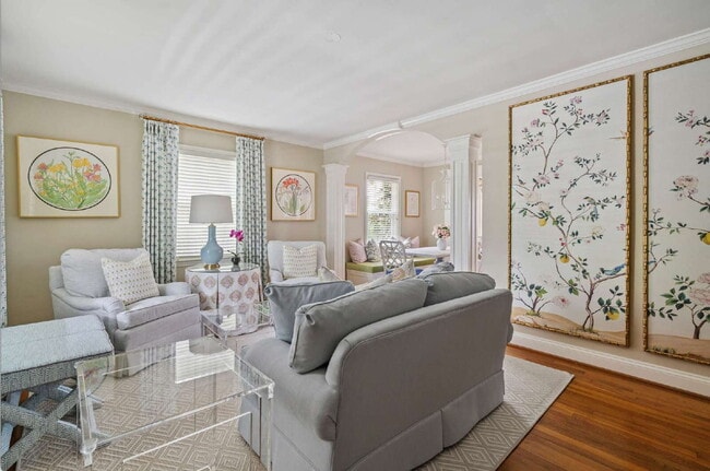 Building Photo - Charming Raleigh Retreat: 4-Bedroom Haven ...