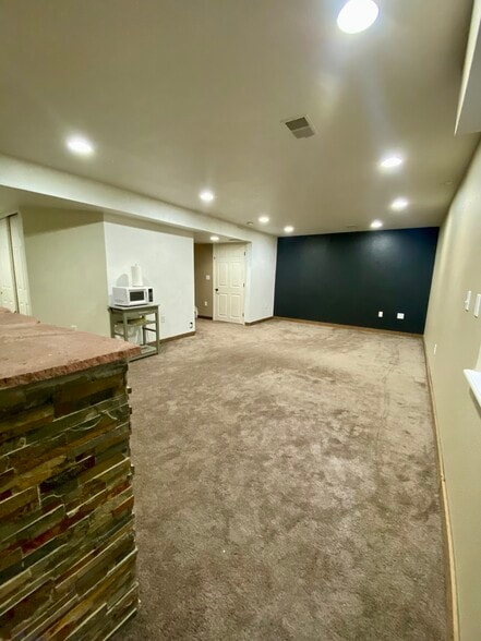 Building Photo - 11769 Fenton St
