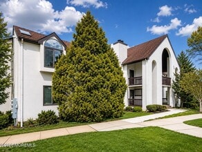 Building Photo - 20 Tower Hill Dr