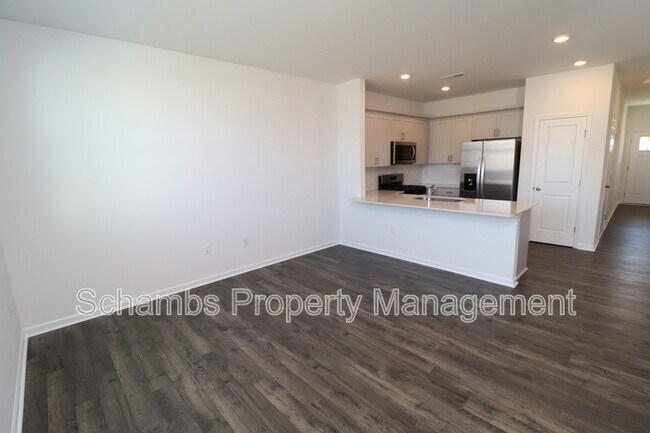 Building Photo - 360 Freestall Dr