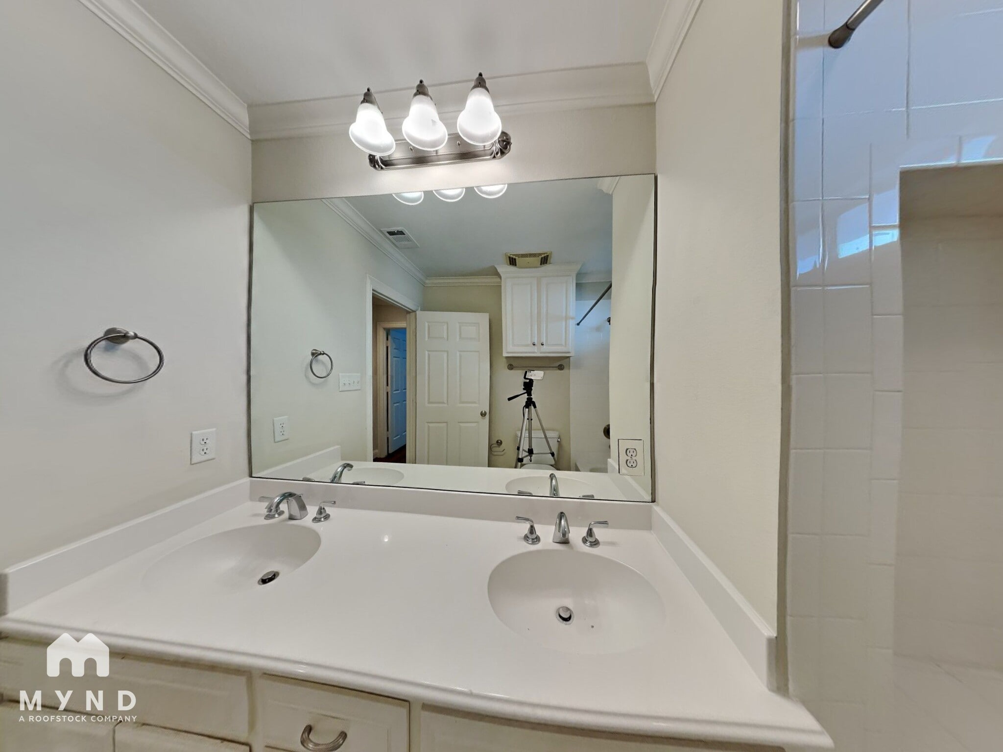 Building Photo - 6111 Ellsworth Ave