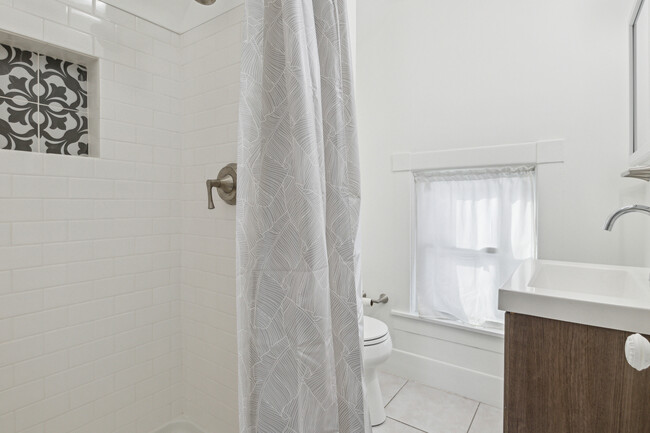 2nd Floor Full Shower Bathroom - 2878 Kimmel St