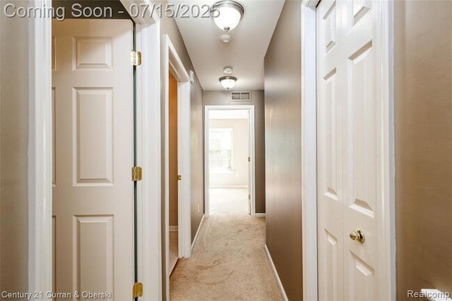 Building Photo - 39660 Rockcrest Ln