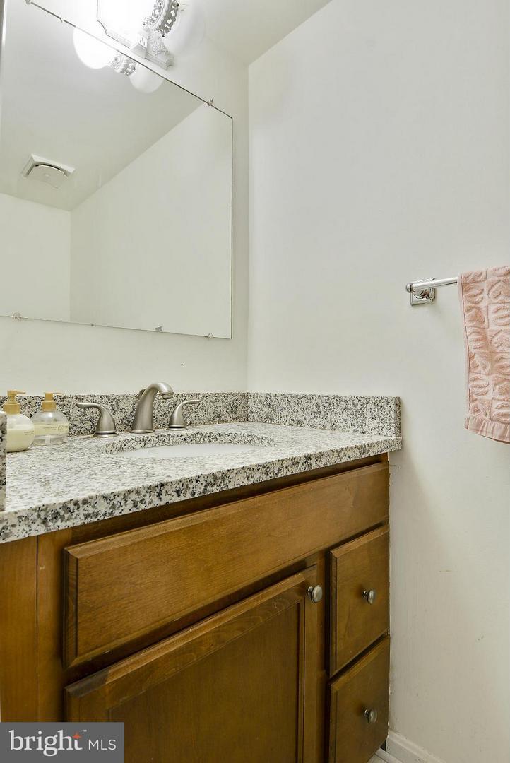 Building Photo - 4420 Chase Park Ct