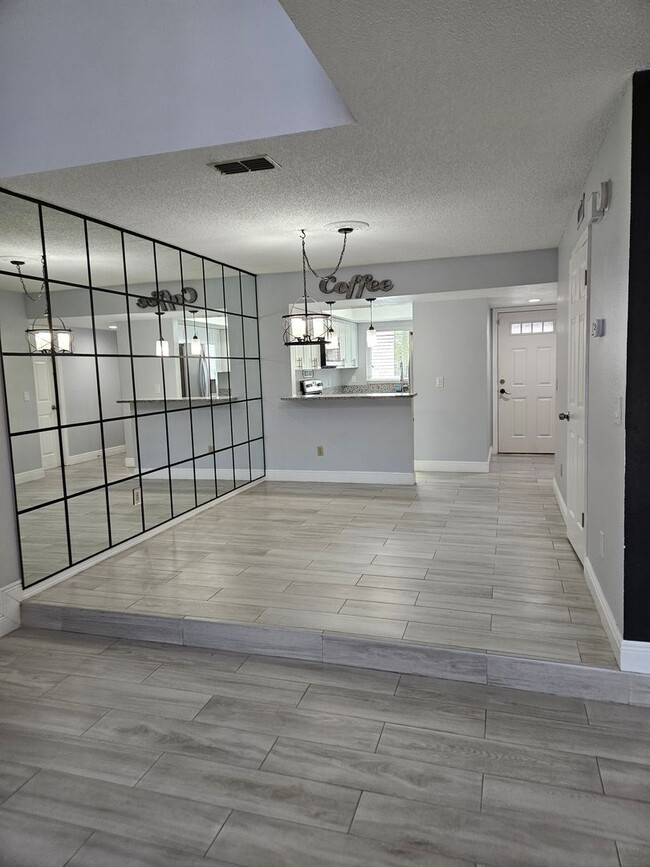 Building Photo - Welcome to your dream townhome!