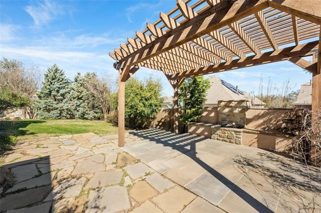 Building Photo - 8501 High Summit Ln