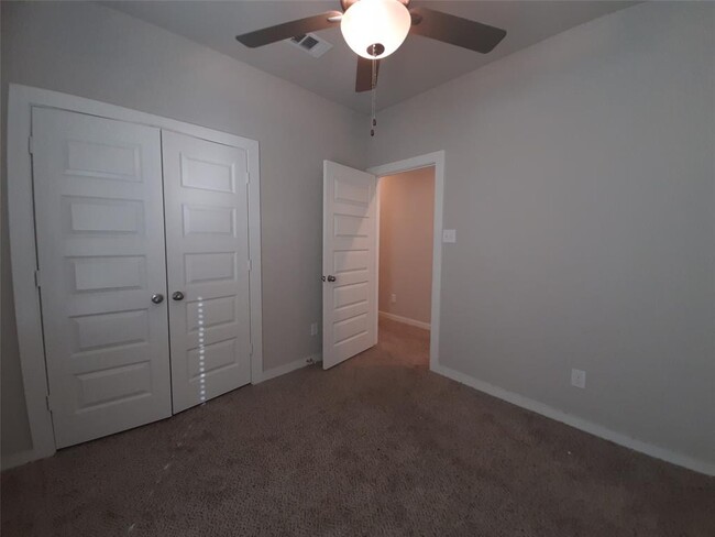 Building Photo - 25104 Pacific Wren Dr