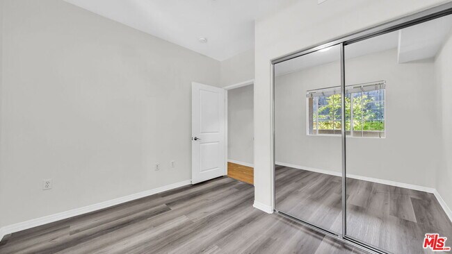 Building Photo - 1408 W Washington Blvd