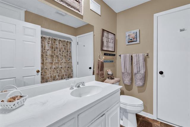 Building Photo - 3310 Darby Ln