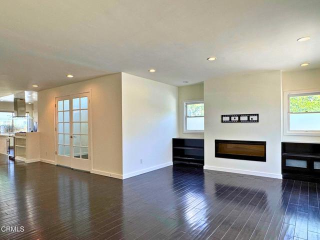 Building Photo - 869 S Euclid Ave