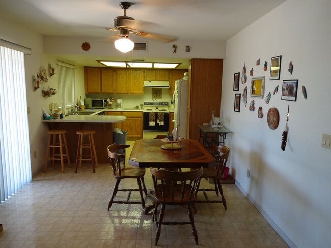 Building Photo - Winter Rental October to April 2027