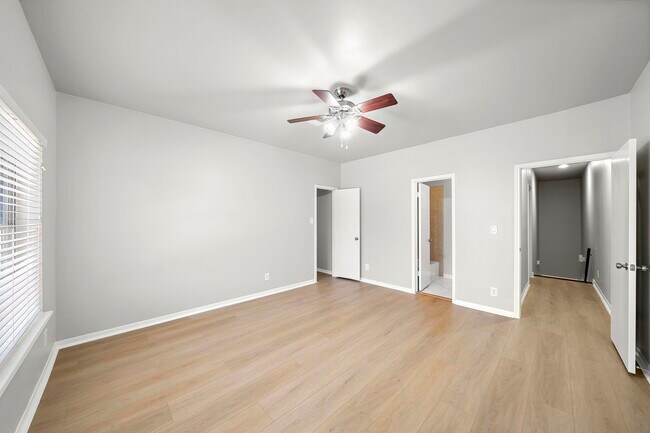 Building Photo - 7396 Regency Square Ct