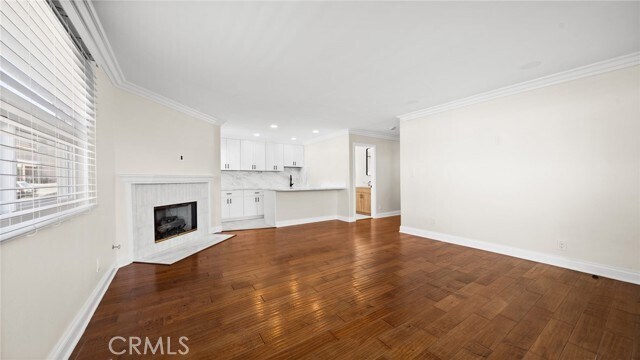 Building Photo - 521 Avenue C