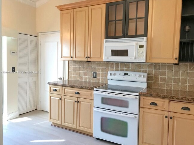 Building Photo - 9803 SW 59th St