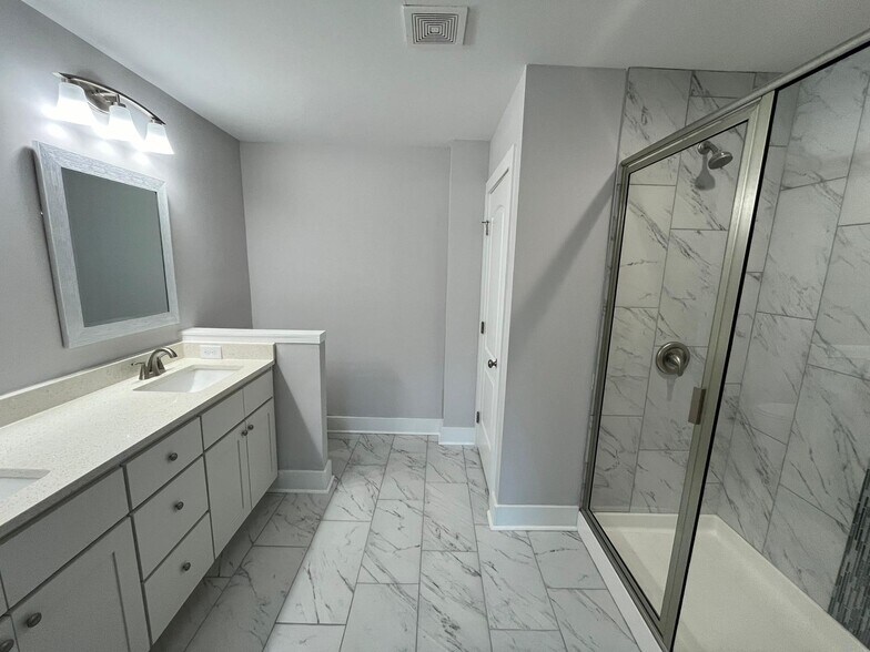 Master Bathroom - 1042 McLain Rd