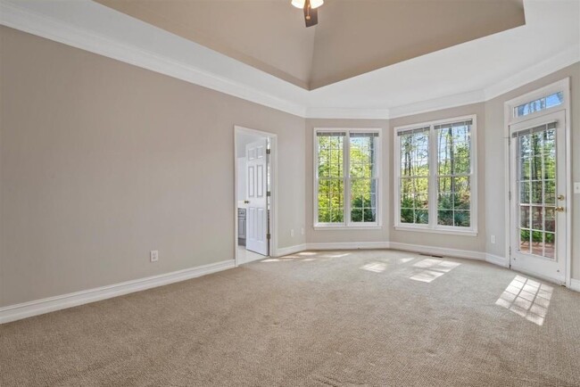 Building Photo - 4735 Dartmoor Ln