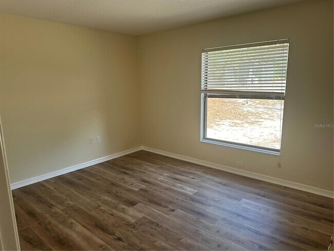 Building Photo - 2988 Howland Blvd
