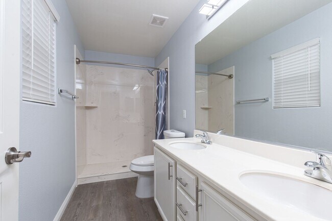 Building Photo - 3142 Leonetti Ct
